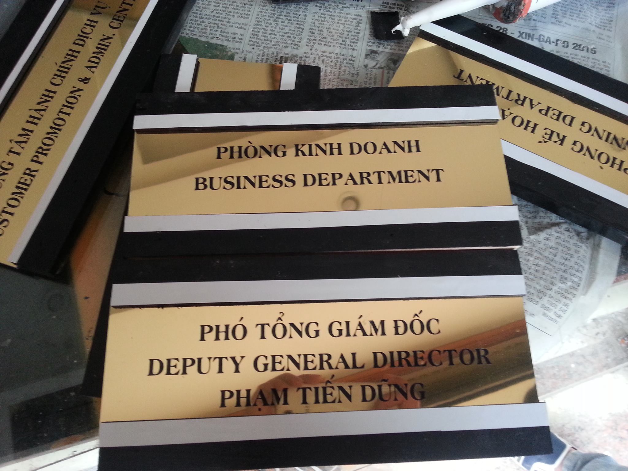 bien phong ban cong ty hai long 01