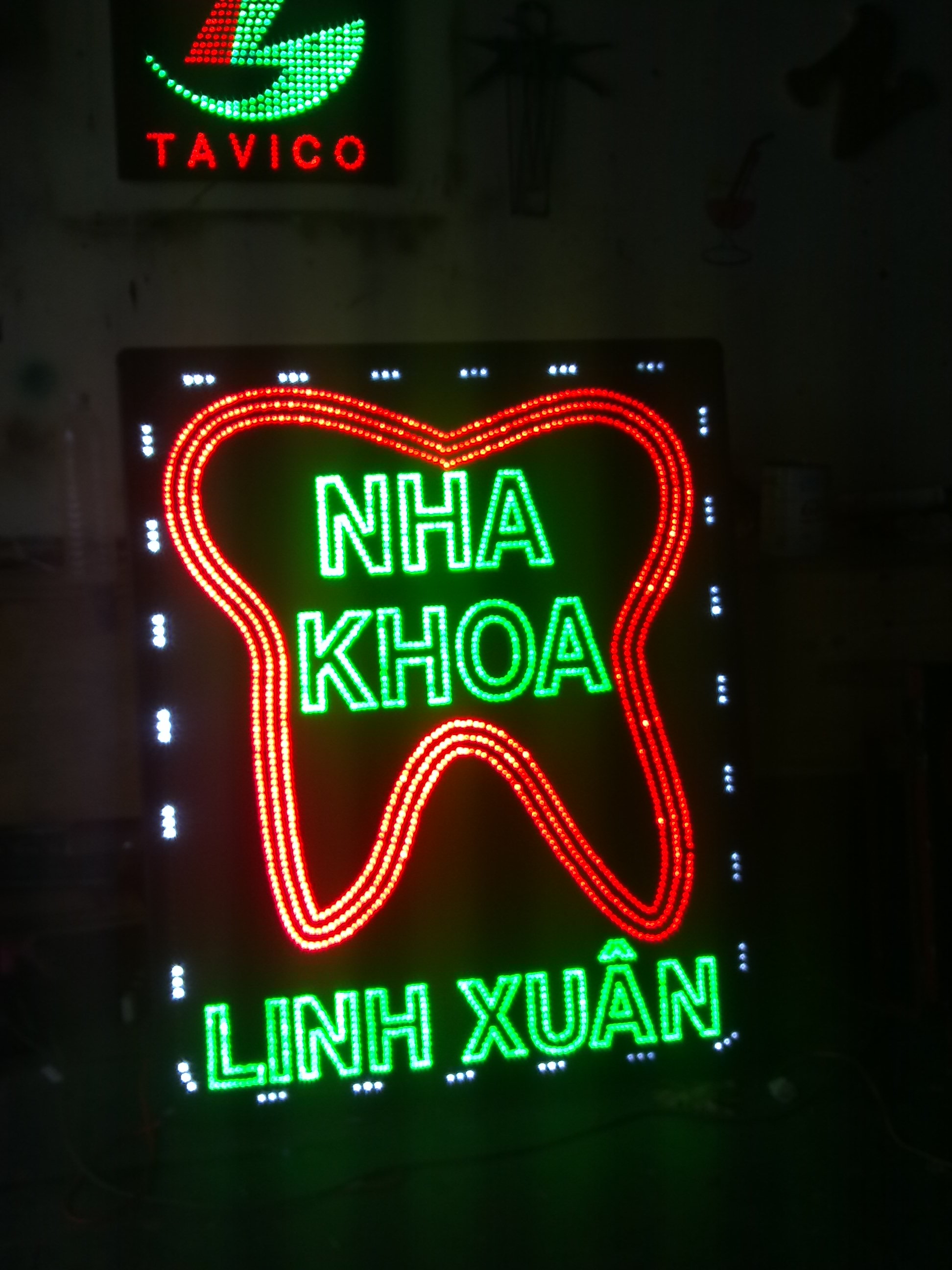 bien quang cao led 10