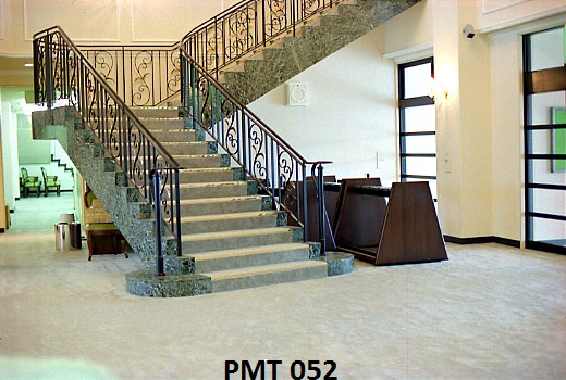 cau thang sat inox 20