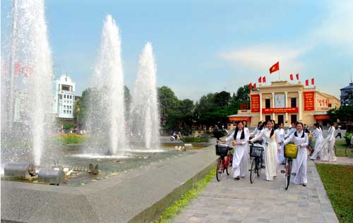 le hoi hoa phuong lan 3 3