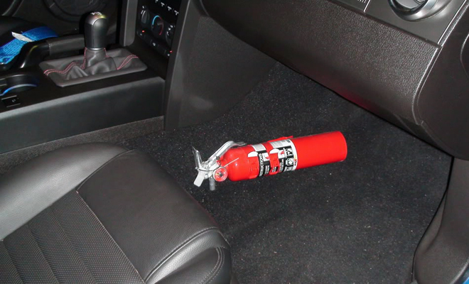 binh cuu hoa chua chay oto hai phong 05